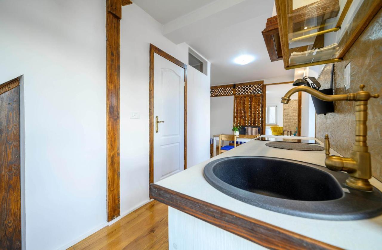 On The Rock Apartments شيبينيك المظهر الخارجي الصورة