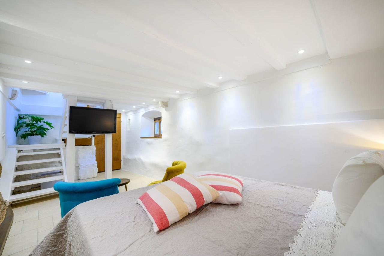 On The Rock Apartments شيبينيك المظهر الخارجي الصورة