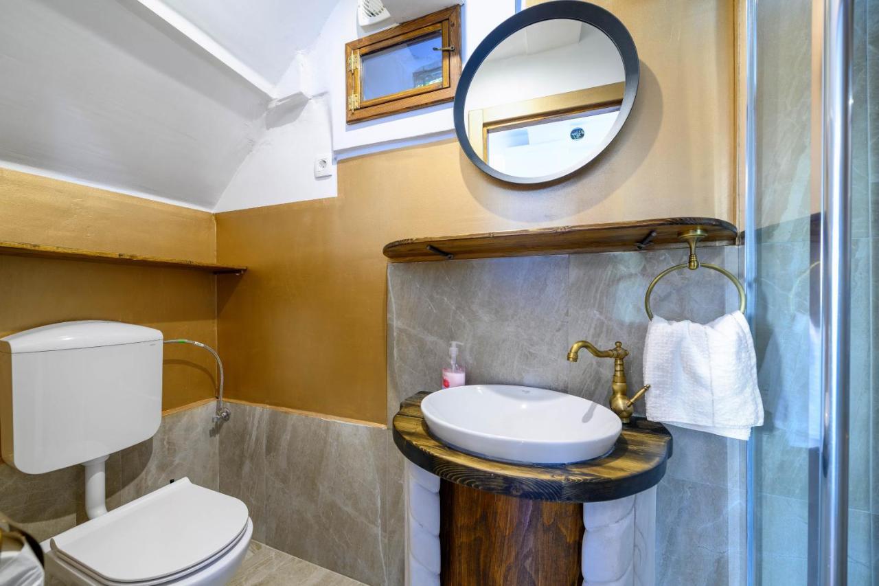 On The Rock Apartments شيبينيك المظهر الخارجي الصورة